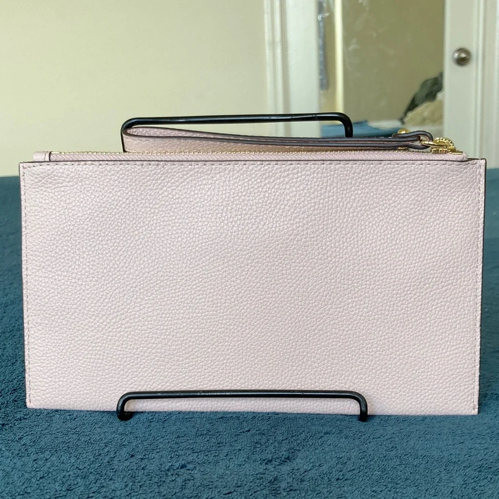 Michael Kors Pink Jet Set Leather wristlet clutch - Picture 3 of 10